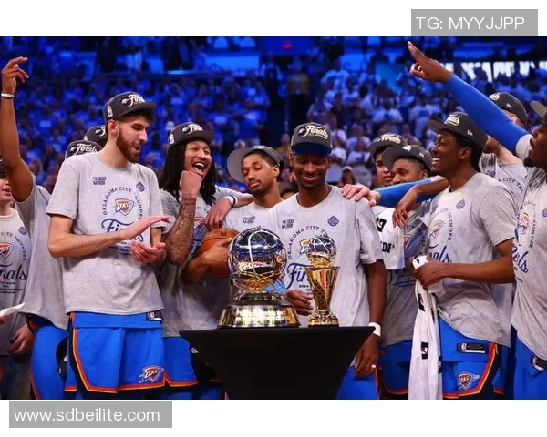 雷霆时隔十三年重返总决赛亚历山大荣获西部决赛最有价值球员称号 雷霆时隔十三年重返总决赛亚历山大荣获西部决赛最有价值球员称号